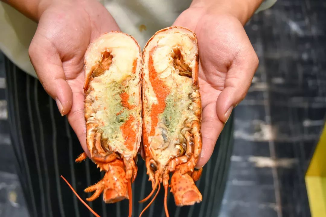 海鮮盛宴震撼登場 大閘蟹暢吃、舟山活海鮮及頂級(jí)料理席卷吃貨圈